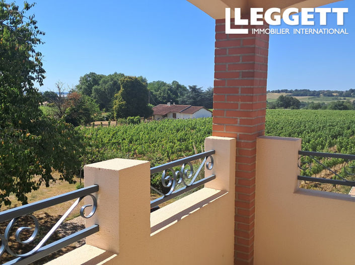 Image No.1-3 Bed House for sale
