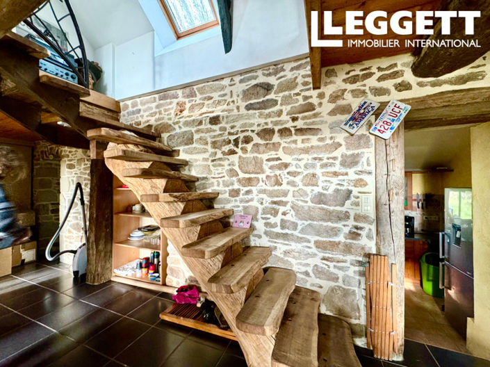 Image No.6-3 Bed House for sale