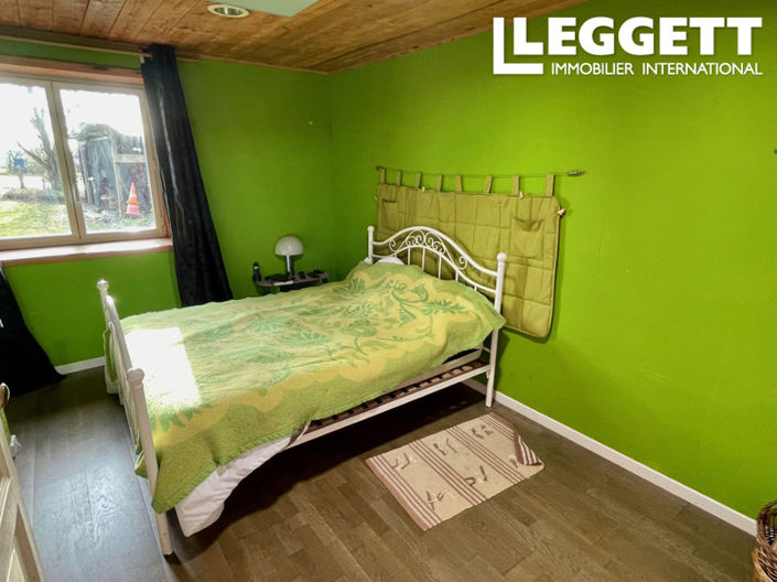 Image No.8-3 Bed House for sale