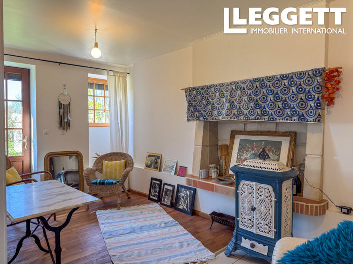 Image No.5-5 Bed House for sale