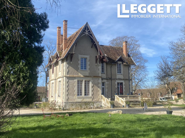 Image No.1-9 Bed House for sale
