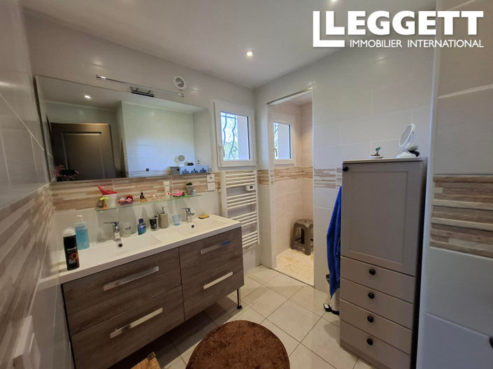 Image No.9-Maison de 4 chambres à vendre à Pontevès