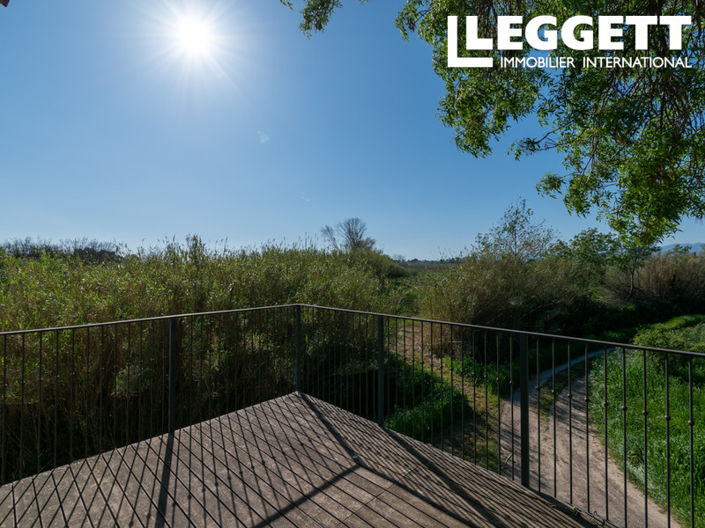 Image No.8-7 Bed Apartment for sale