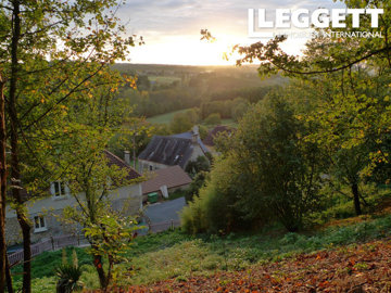 ahr0chm6ly9jzg4uagvzdglhlmltbw8vaw1hz2uvvevom