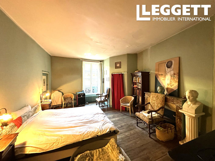 Image No.9-5 Bed House for sale