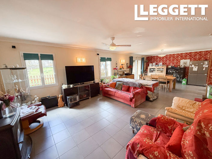 Image No.2-3 Bed House for sale