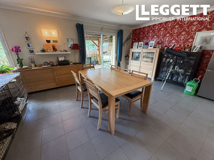 Image No.4-3 Bed House for sale