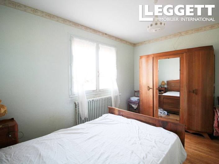 Image No.5-4 Bed House for sale