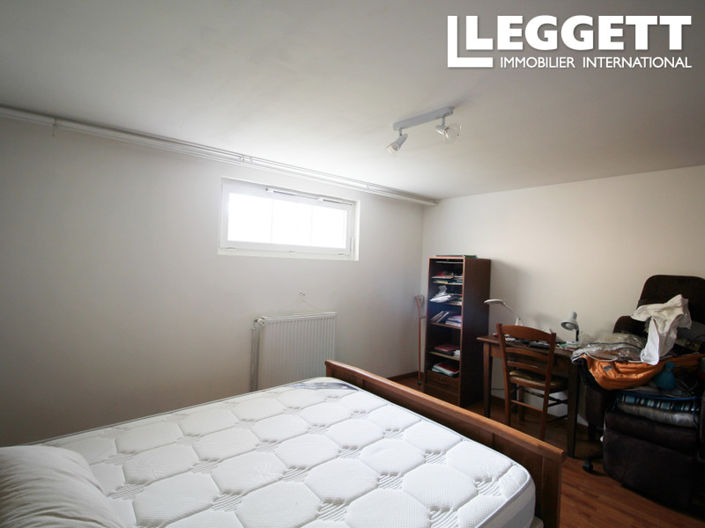 Image No.9-4 Bed House for sale