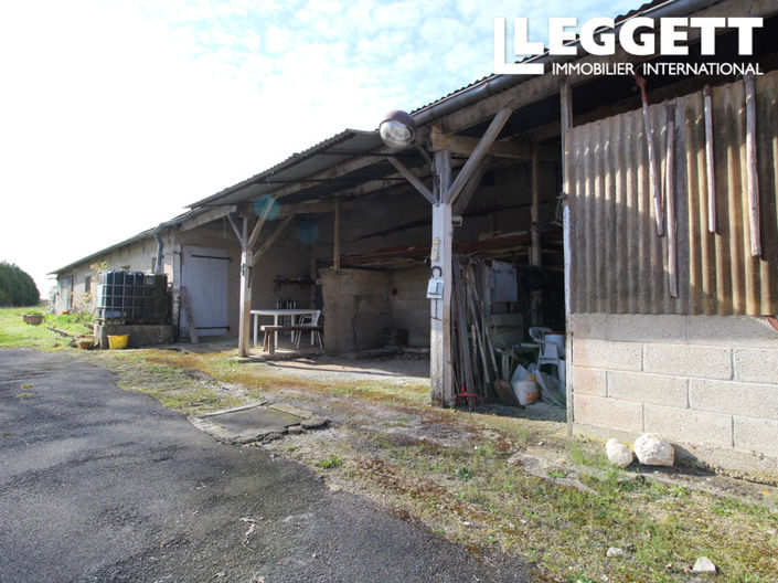 Image No.9-8 Bed House for sale