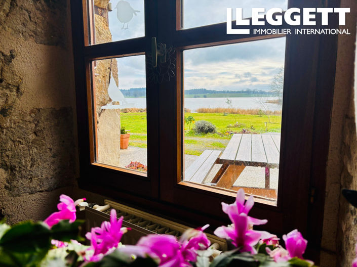 Image No.4-6 Bed House for sale