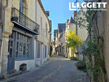 ahr0chm6ly9jzg4uagvzdglhlmltbw8vaw1hz2uvvevom