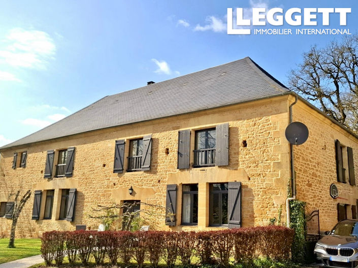 Image No.1-Maison de 7 chambres à vendre à Sainte-Nathalène
