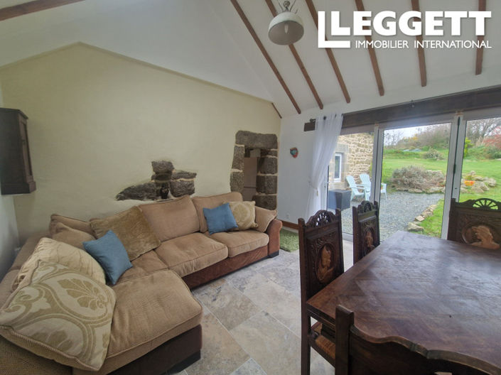 Image No.4-2 Bed House for sale