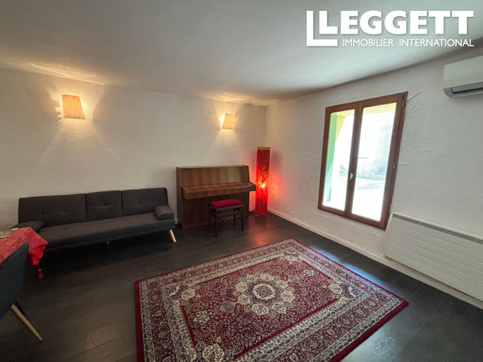 Image No.10-3 Bed House for sale