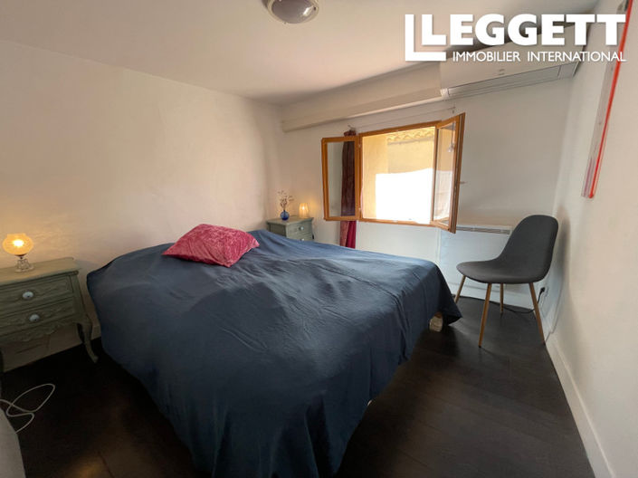 Image No.6-3 Bed House for sale