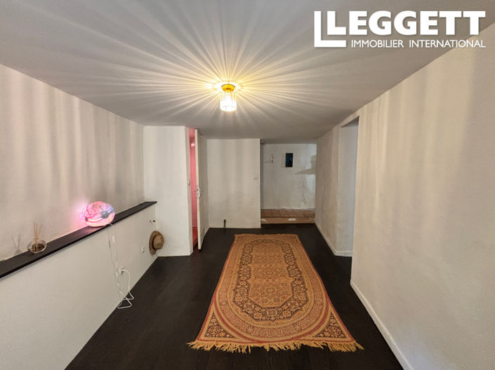 Image No.9-3 Bed House for sale