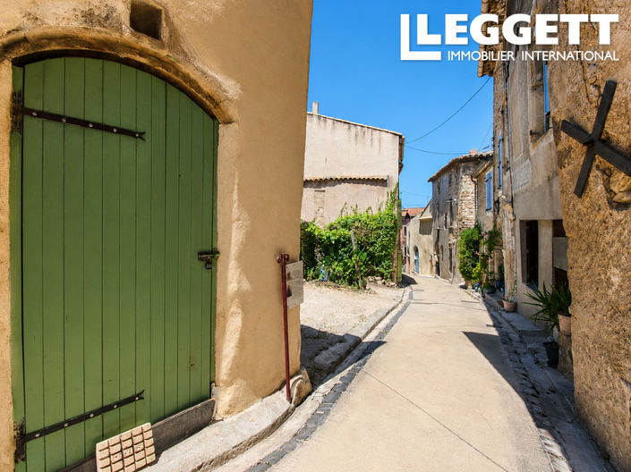 Image No.9-3 Bed House for sale