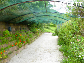 ahr0chm6ly9jzg4uagvzdglhlmltbw8vaw1hz2uvvevom