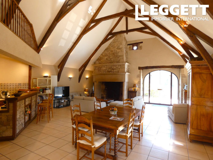 Image No.2-Maison de 6 chambres à vendre à Beaulieu-sur-Dordogne