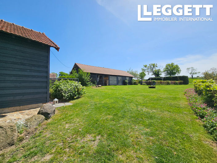 Image No.10-6 Bed House for sale