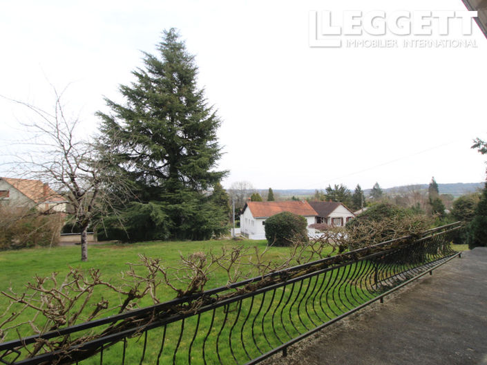 Image No.10-4 Bed House for sale