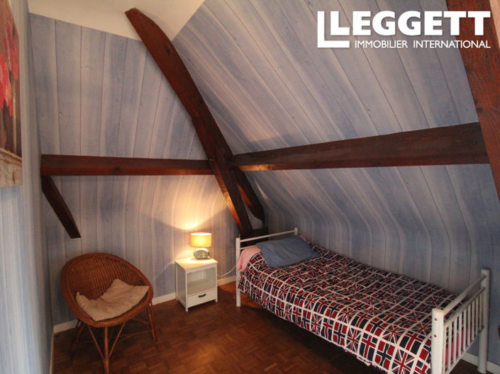 Image No.6-4 Bed House for sale