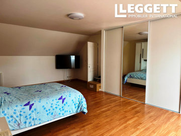 ahr0chm6ly9jzg4uagvzdglhlmltbw8vaw1hz2uvvevom