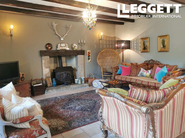 Image No.2-3 Bed House for sale