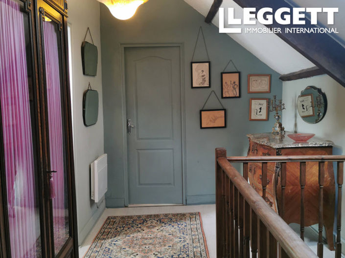 Image No.6-3 Bed House for sale