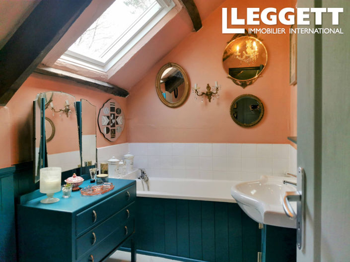 Image No.7-3 Bed House for sale