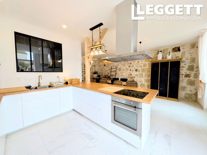 Image No.2-4 Bed House for sale