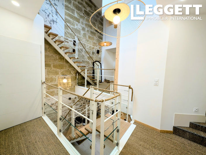 Image No.7-4 Bed House for sale