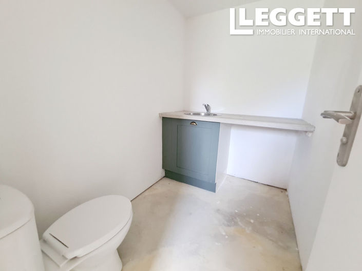 Image No.9-2 Bed House for sale