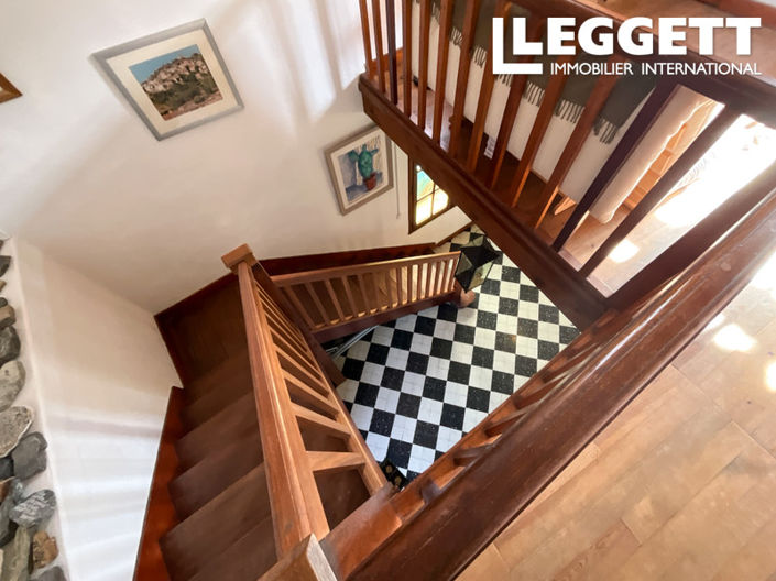 Image No.7-4 Bed House for sale