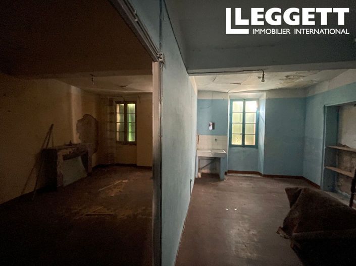 Image No.7-6 Bed House for sale