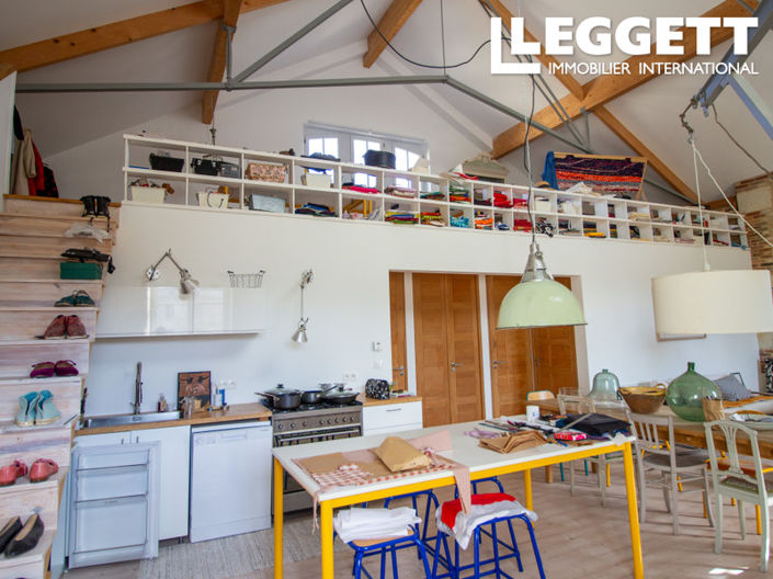 Image No.5-2 Bed House for sale