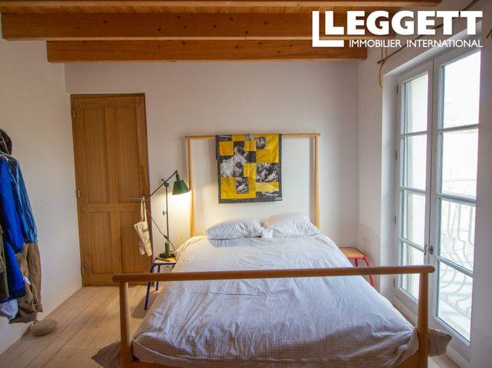 Image No.7-2 Bed House for sale