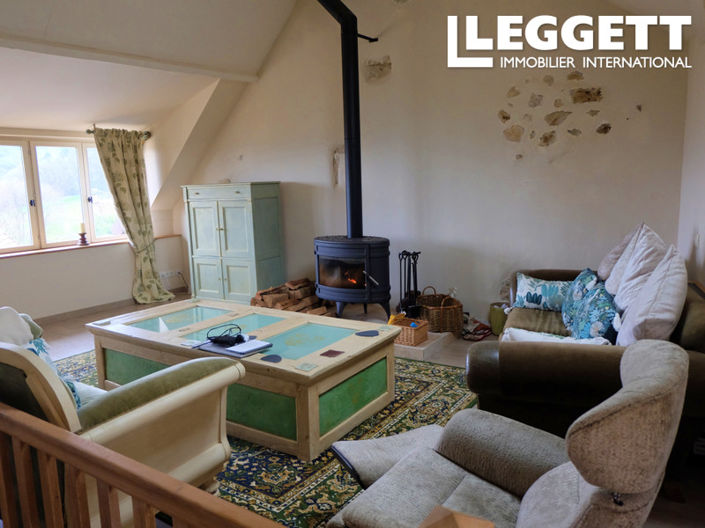 Image No.8-4 Bed House for sale