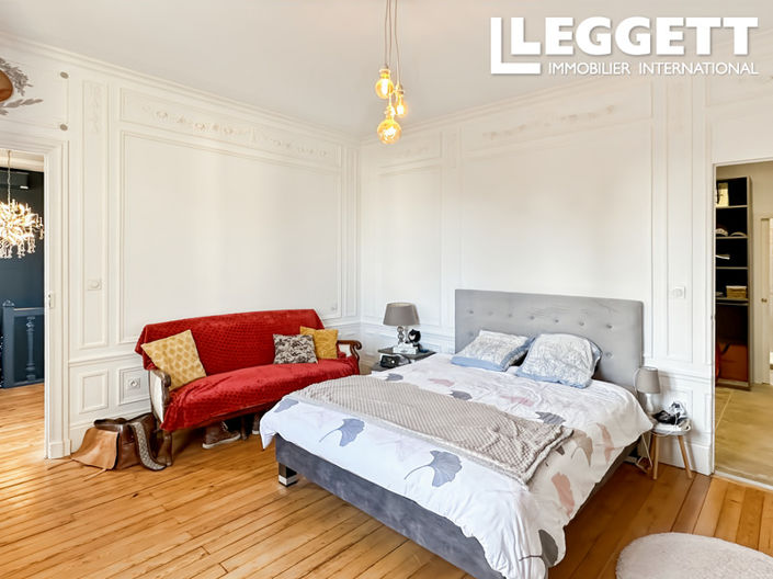 Image No.8-4 Bed House for sale