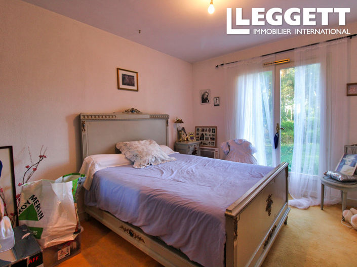 Image No.9-3 Bed House for sale