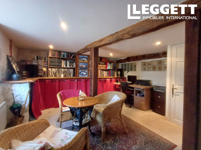 Image No.10-2 Bed House for sale