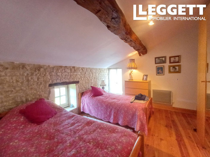 Image No.9-2 Bed House for sale