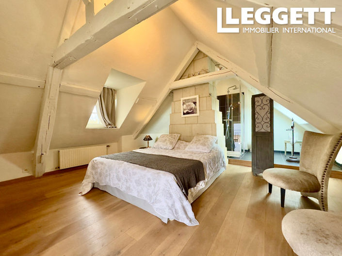 Image No.5-6 Bed House for sale