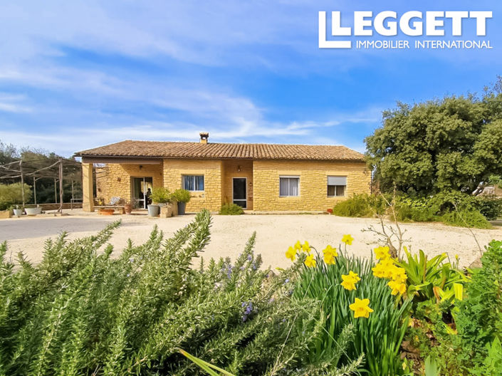 Image No.1-4 Bed House for sale