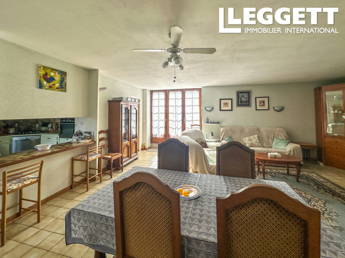 Image No.6-3 Bed House for sale