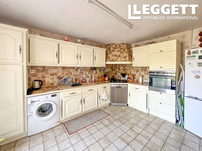 Image No.8-3 Bed House for sale