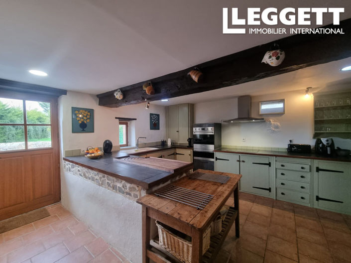 Image No.7-7 Bed House for sale