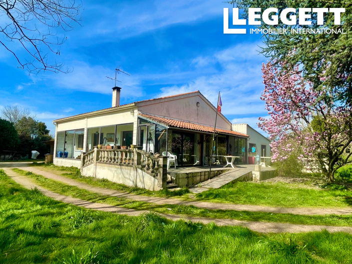 Image No.8-3 Bed House for sale