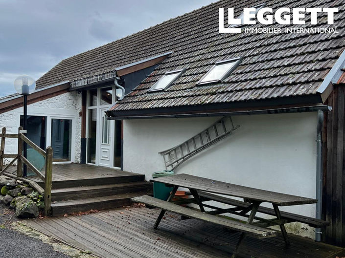 Image No.8-6 Bed House for sale